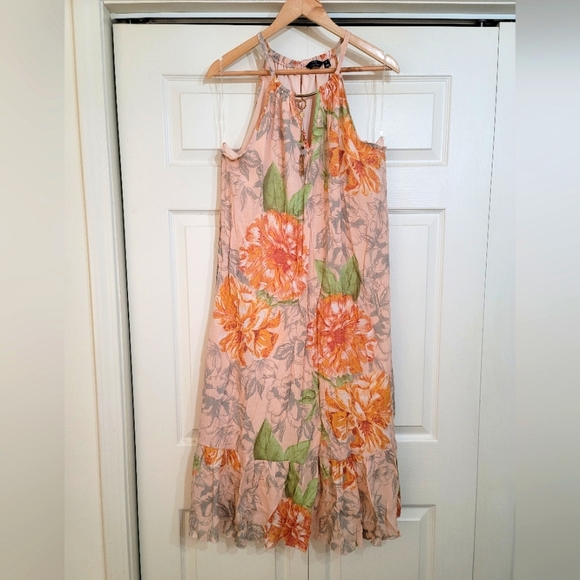 Mlle Gabrielle Dresses & Skirts - Mlle Gabrielle Tasseled Necklace Midi Dress 1X